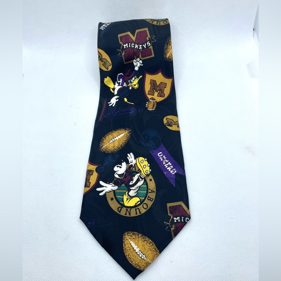 Walt Disney Mickey Mouse Football Themed 100% Silk Men’s Necktie - Picture 2 of 4